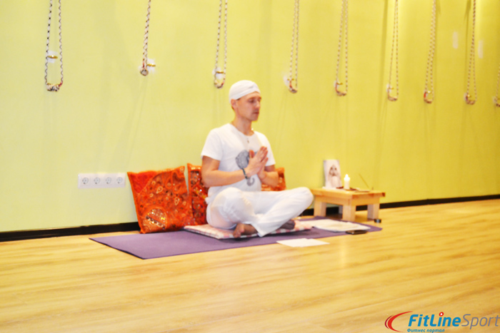 тренировки в йога центре белый будда кундалини йога