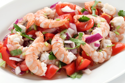 5 диетических блюд к празднику рыбный салат с креветками
